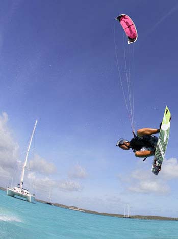 Kitesurfing in paradise