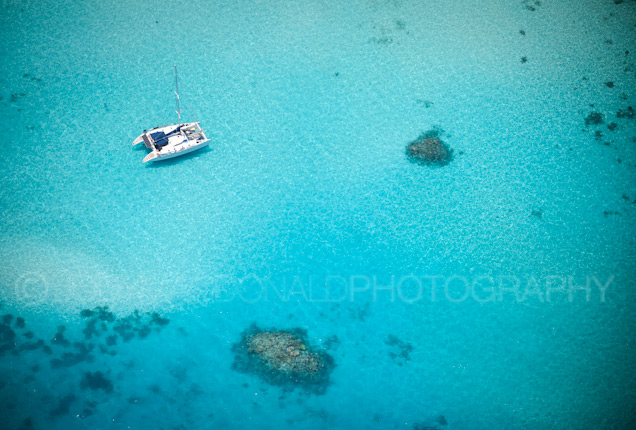 Maldives paragliding
